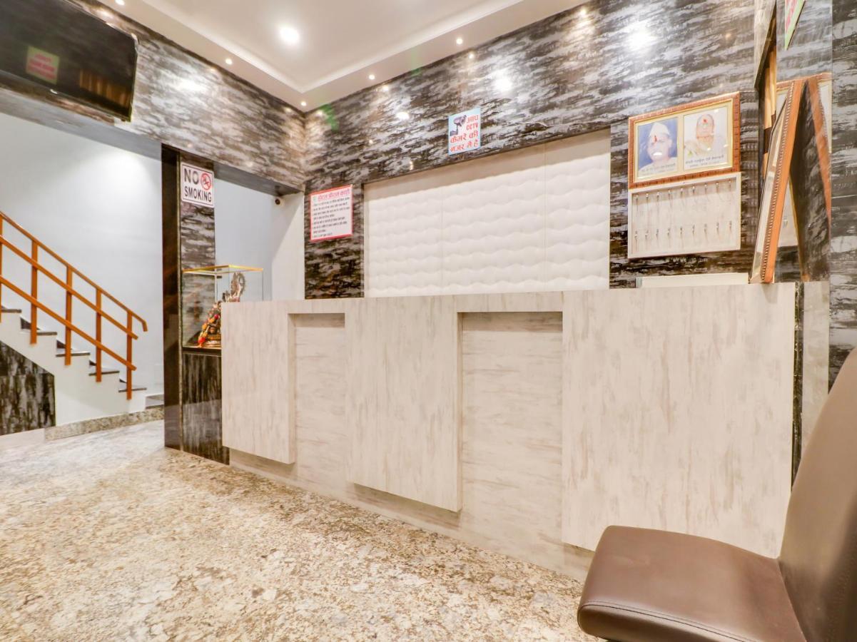 Spot On 69549 Hotel Shri Ram Kashi Muthiganj Exterior photo